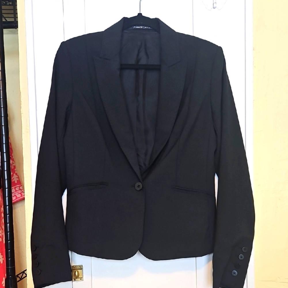 Kenneth Cole new york Women's Black Blazer size 10